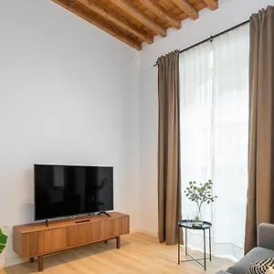 https://edificio-el-conde-by-renthas.1costadelsol.com